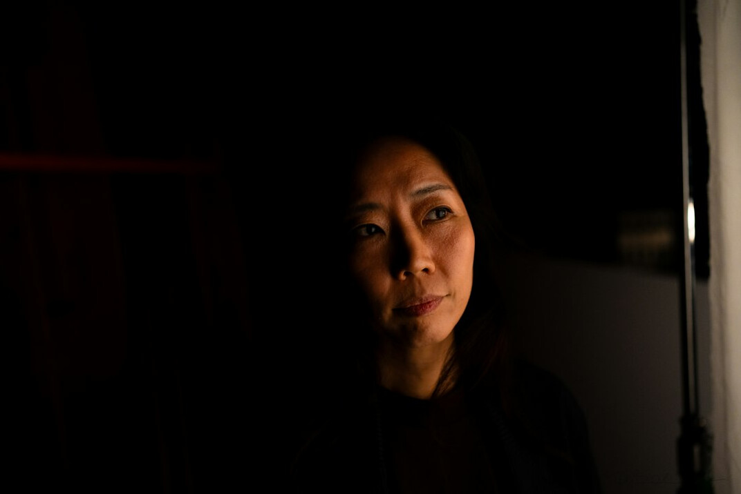 Portrait of a woman in her thirties, lighting director